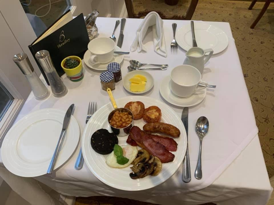 The Bradley Hotel Cheltenham Ngoại thất bức ảnh